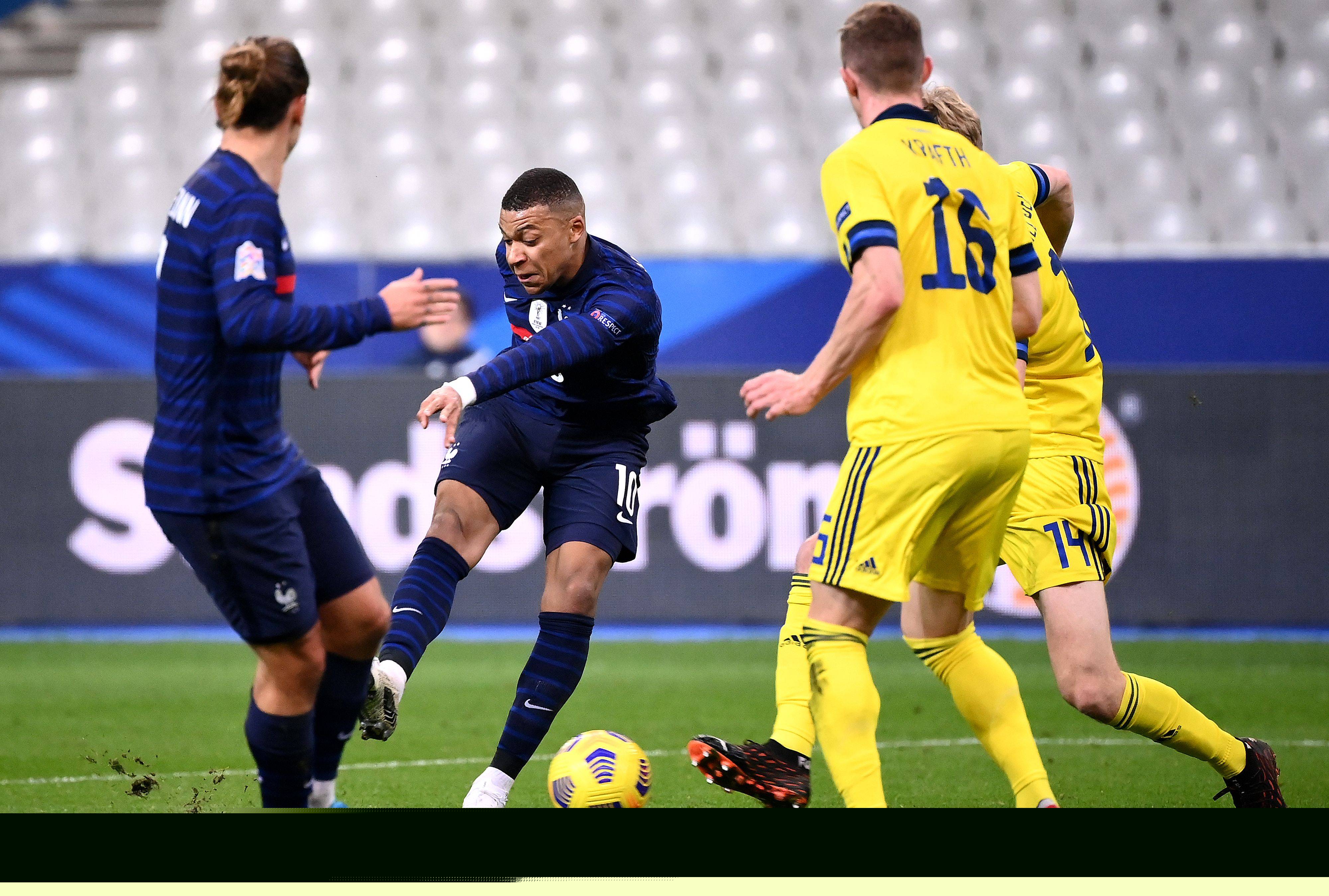 他在俱乐部 他在俱乐部