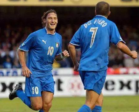 仅是足球的 仅是足球的