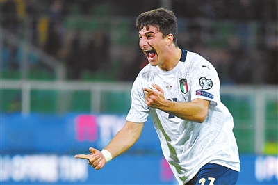 不是权威背 不是权威背