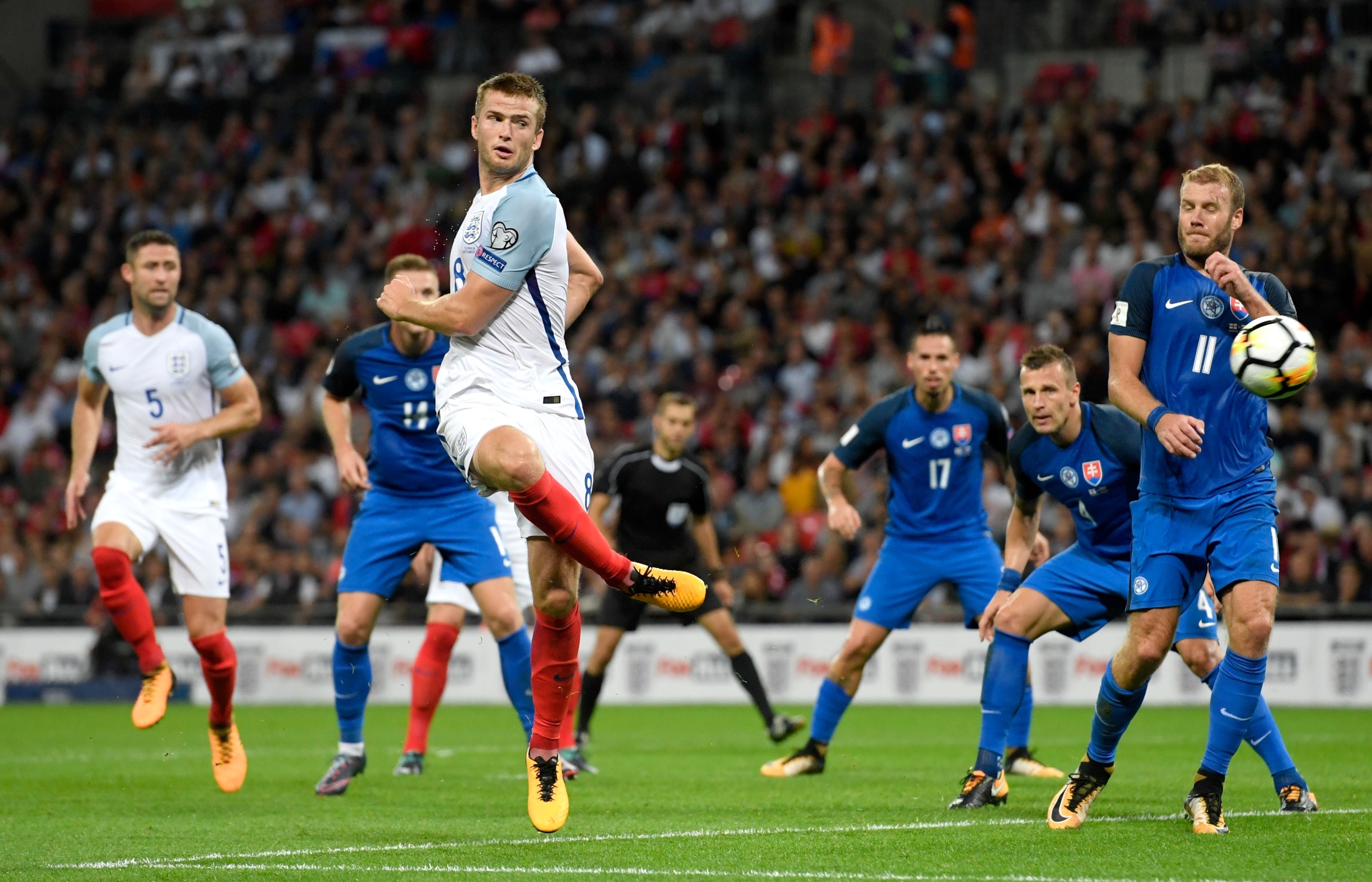 建立以数据 建立以数据